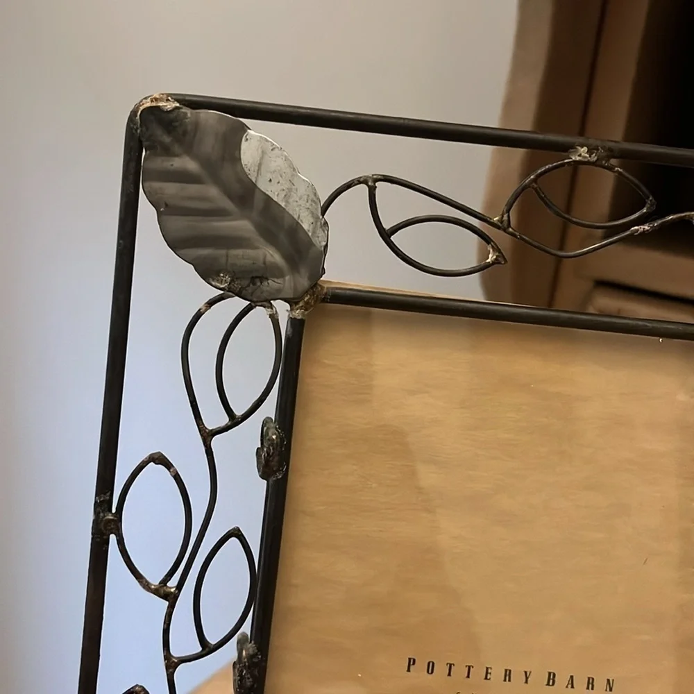 Pottery Barn 5” x 7” Picture Frame Photo Free Standing Metal Leaf Design